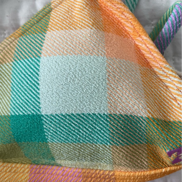 NWT Billabong Triangle Bikini Top - Picture 4 of 4